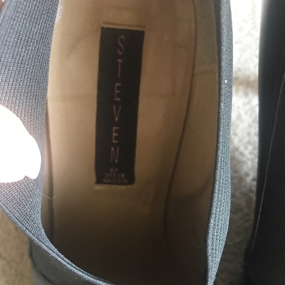 Bootie size 9 - Picture 6 of 6